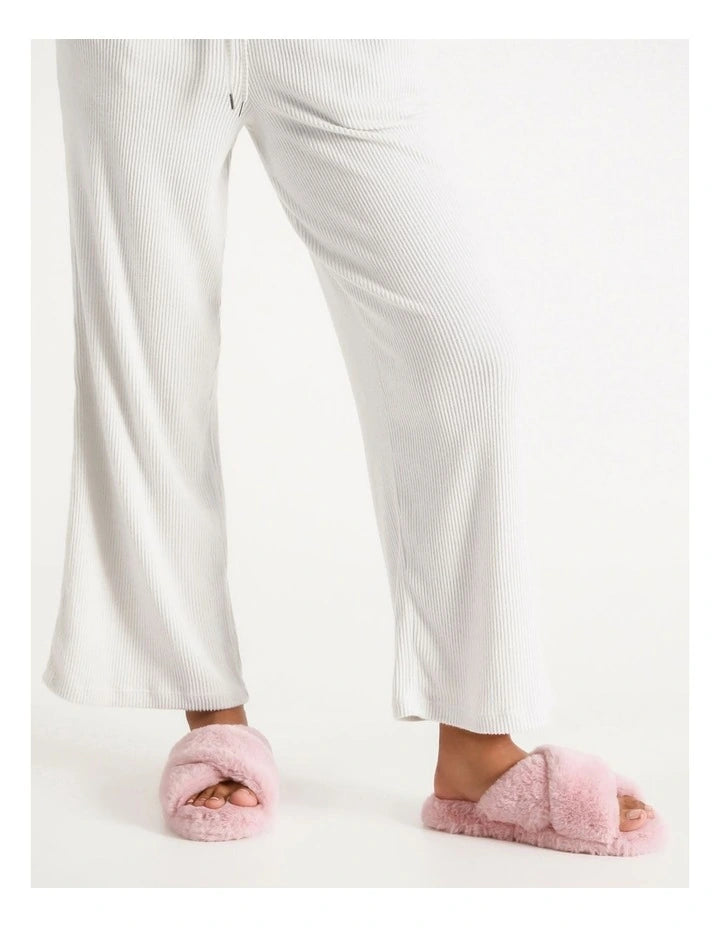 Slippers In Blush
