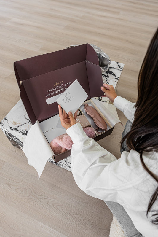 Gift Boxes vs Hampers: What’s the Difference?