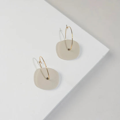 Mingled Aura Hoop Earrings – Matte Ivory Beige