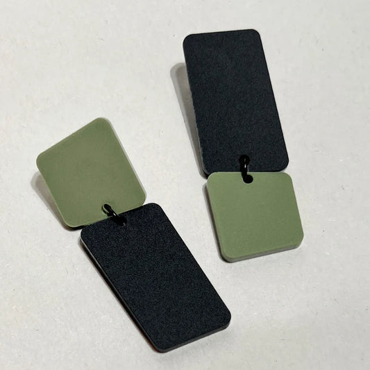 Mingled Bauhaus Statement Earrings – Matte Black & Olive Green