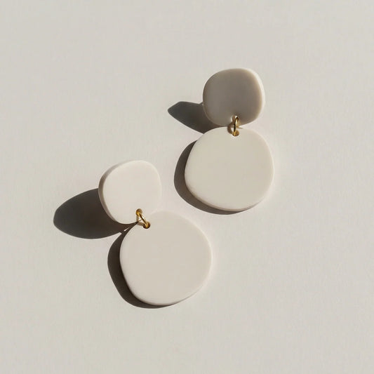 Mingled Boulder Statement Dangle Earrings – Ivory Beige