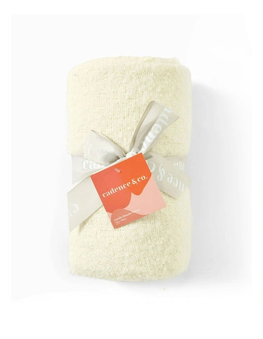 Amelie Super Soft Boucle Throw Ivory