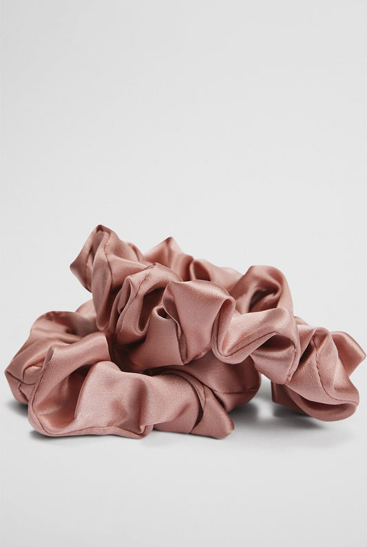 Country Road Silk Scrunchie Pack of 2 In Musk